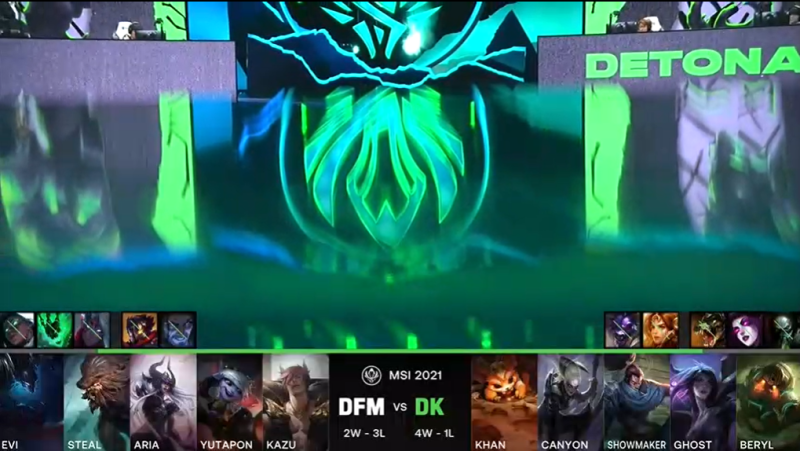 DFM碾压BLG,Canyon拿下关键大龙鏖战多局半决赛,成为赛场最大亮点 DFM碾压BLG,Canyon拿下关键大龙鏖战多局半决赛,成为赛场最大亮点