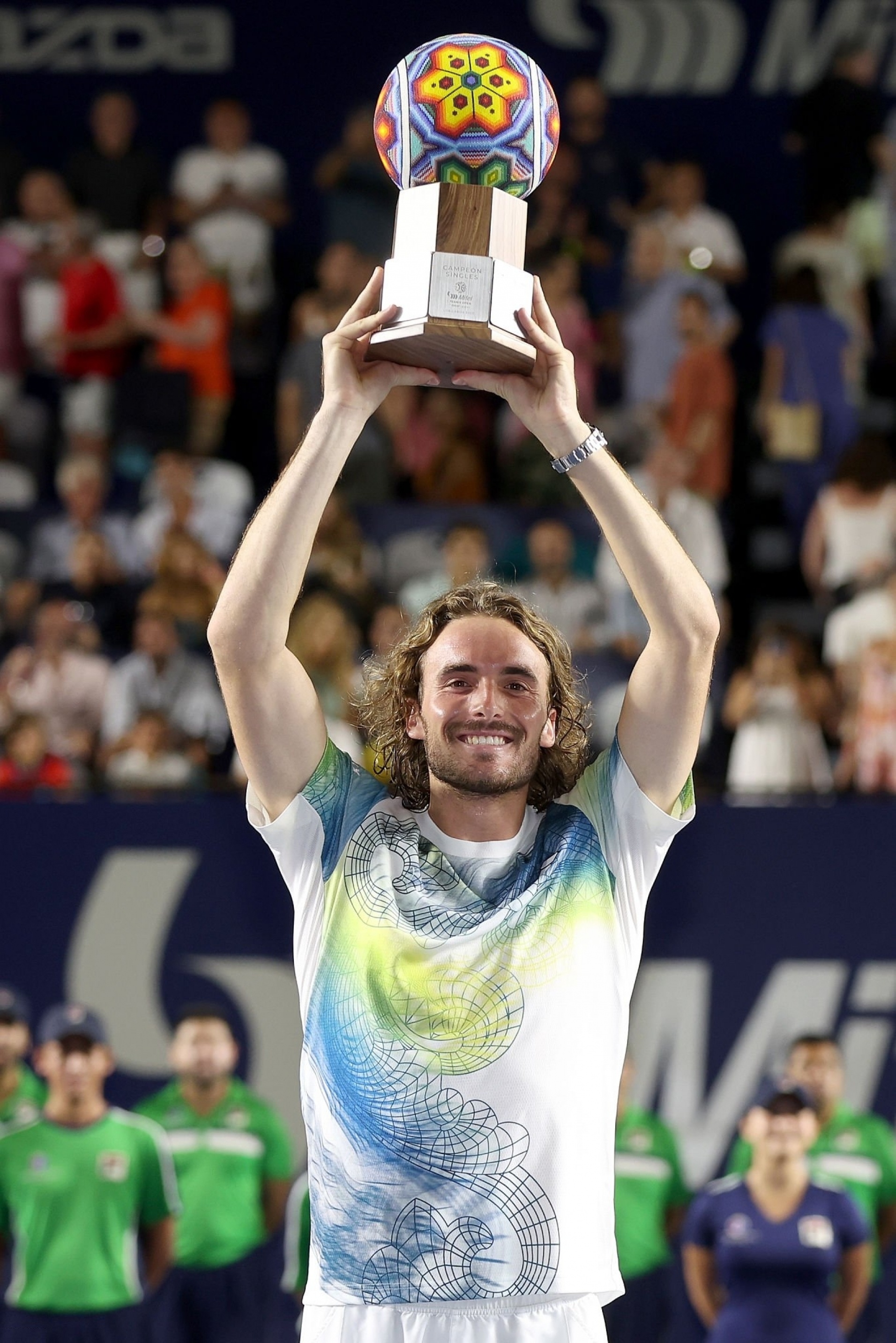 年终总决赛力克戴维斯杯，西西帕斯刷新纪录的简单介绍