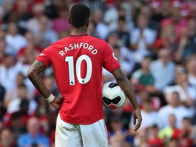 葡萄牙横扫丹麦，拉什福德高光表现